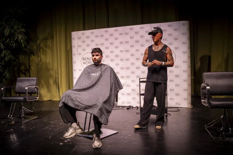 erre_figyelj_a_barber_battle_soran_cal_newsome_tanacs_a_versenyzoknek_copy