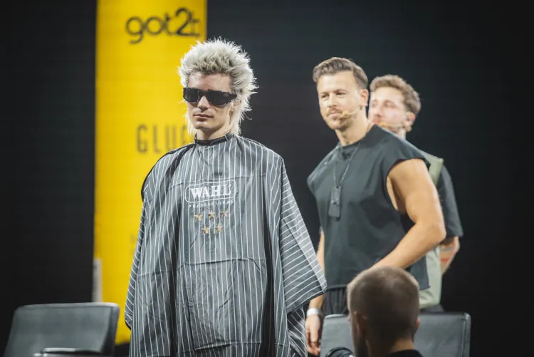 erre_figyelj_a_barber_battle_soran_josh_lamonaca_tanacs_a_versenyzoknek